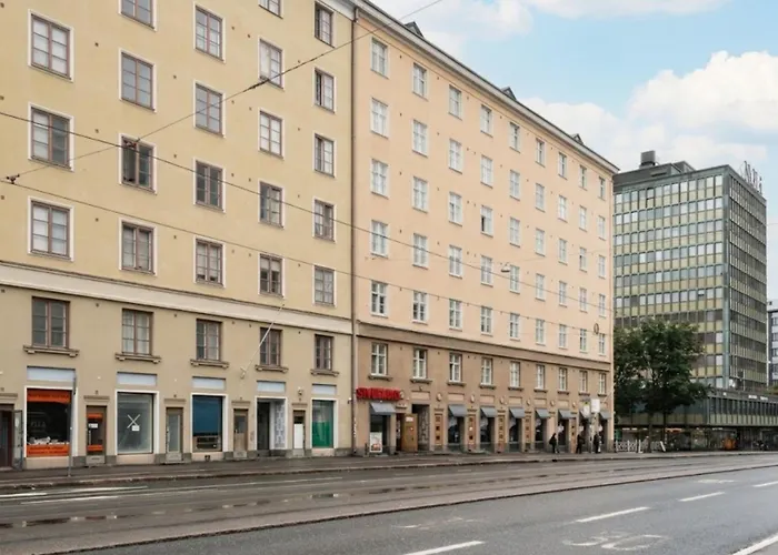 Scandi Design Gem, Steps From Local Life Apartment *